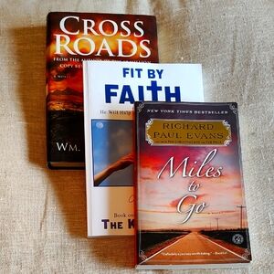 BOOK BUNDLE: SUMMER READING!